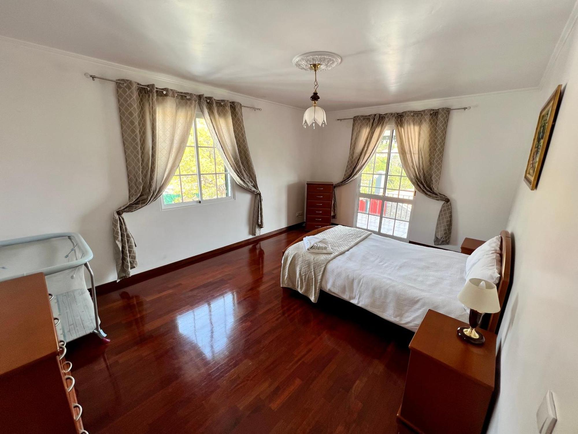 4-Bed Beautiful Villa w View&Private Parking Funchal  Esterno foto