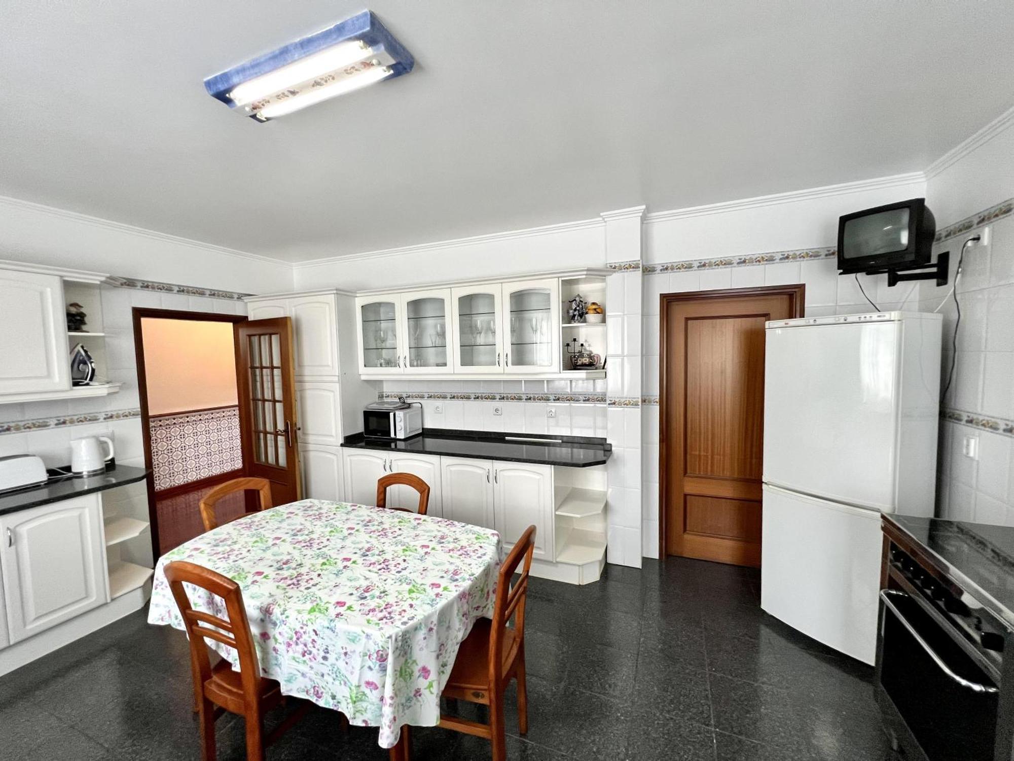 4-Bed Beautiful Villa w View&Private Parking Funchal  Esterno foto